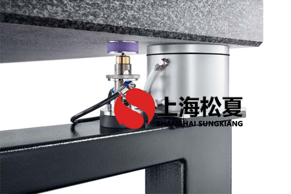 被動(dòng)式空氣彈簧在外觀和材料上的加工選擇。畢竟，為了耐用，材料要求應(yīng)該更嚴(yán)格